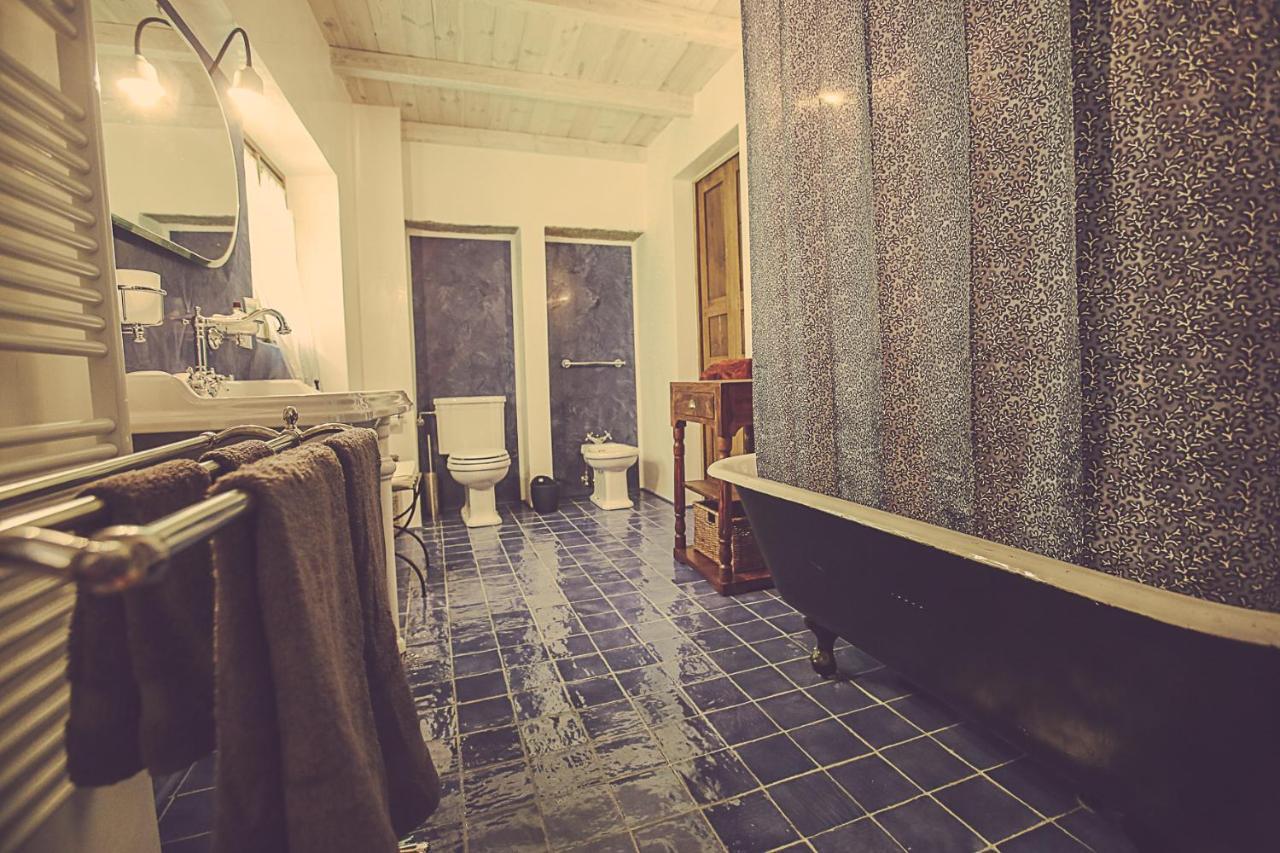 Relais Di Charme Frazione Chiavolino Farm stay Pollone